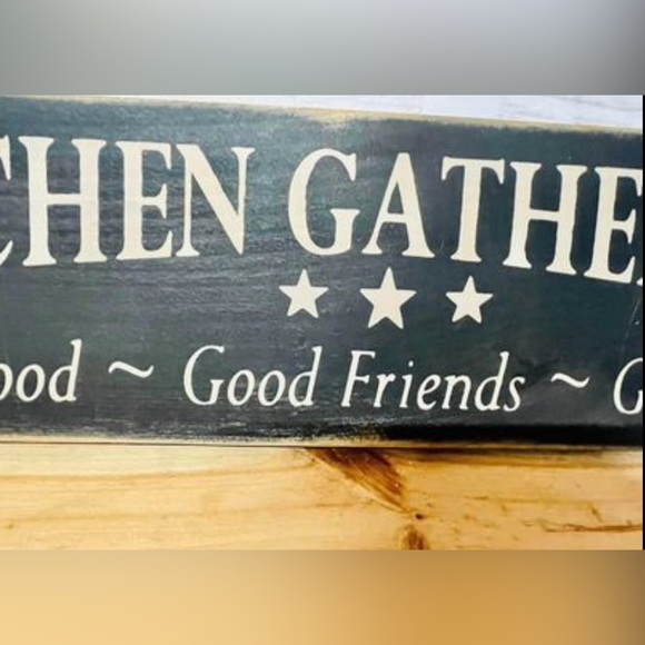 *Kitchen Gatherings Farmhouse Sign - Picture 3 of 9